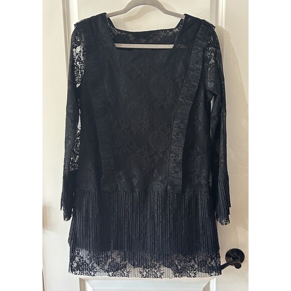 Different Regard Baltimore Boutique Brand Size Medium Black Lace Dress - Picture 2 of 7